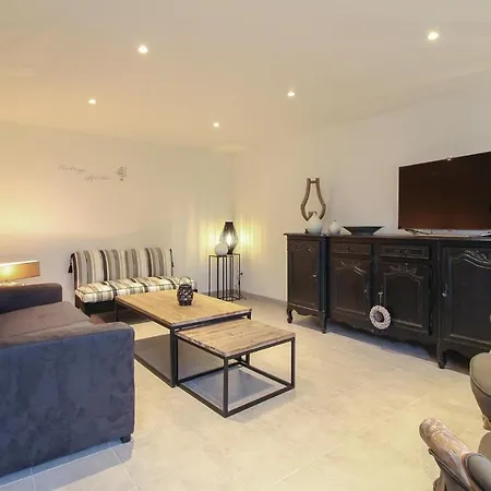 بيت للعطل Nice In St Pierre Le Viger W/ Wifi And 2 Bedrooms
